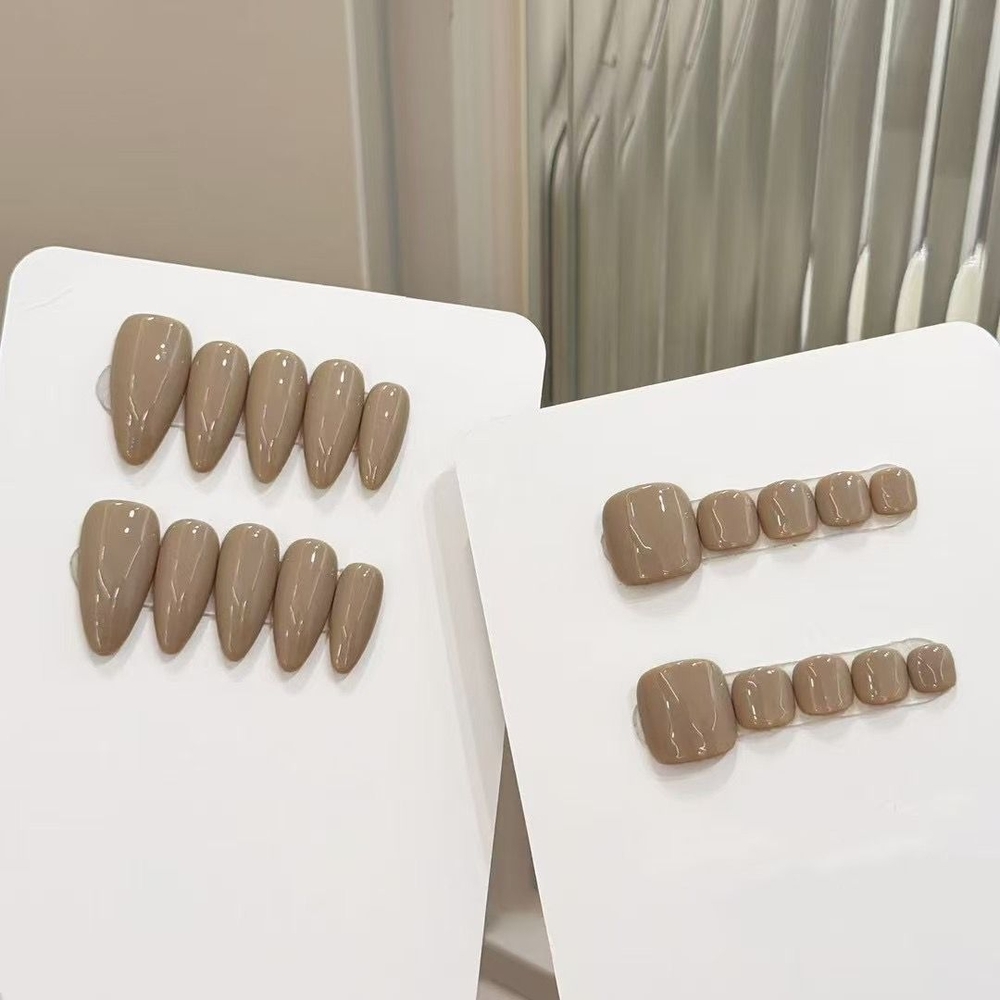 Stylish Tan Press-On Nails